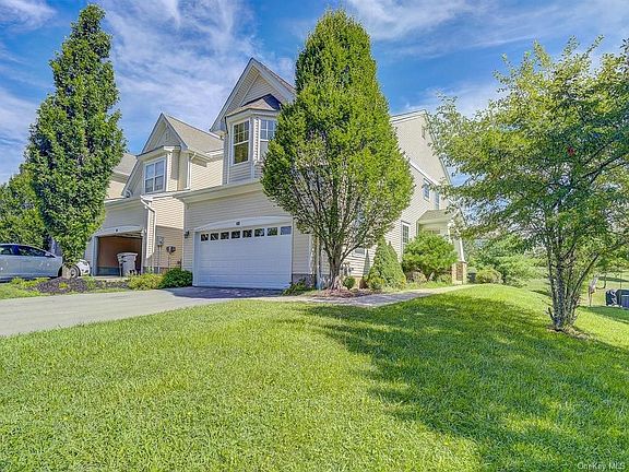 2nd image of 34 Woodside Knolls Dr #601