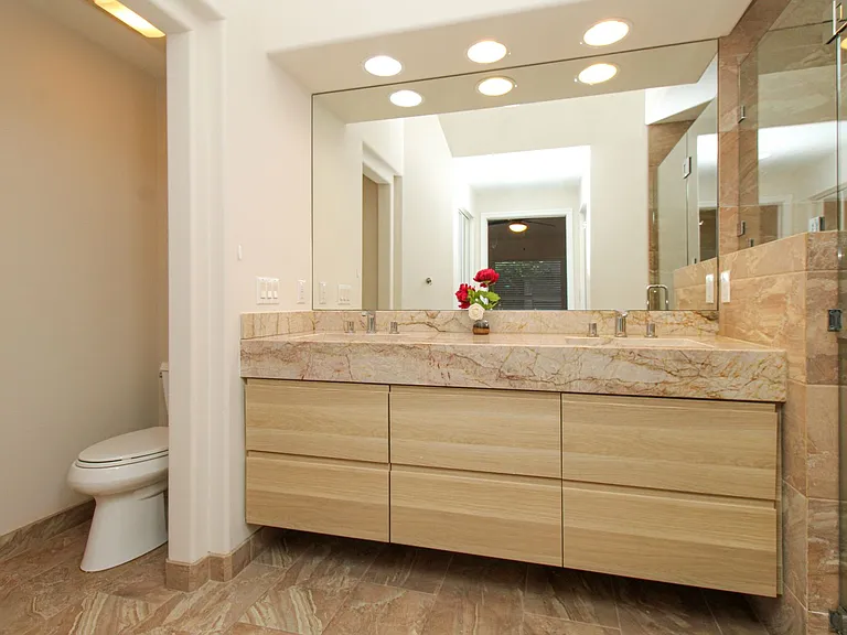 15077 Cortona Way — Photo 32