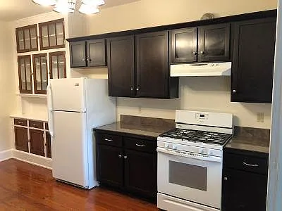 1435 Pine St #C — Photo 6