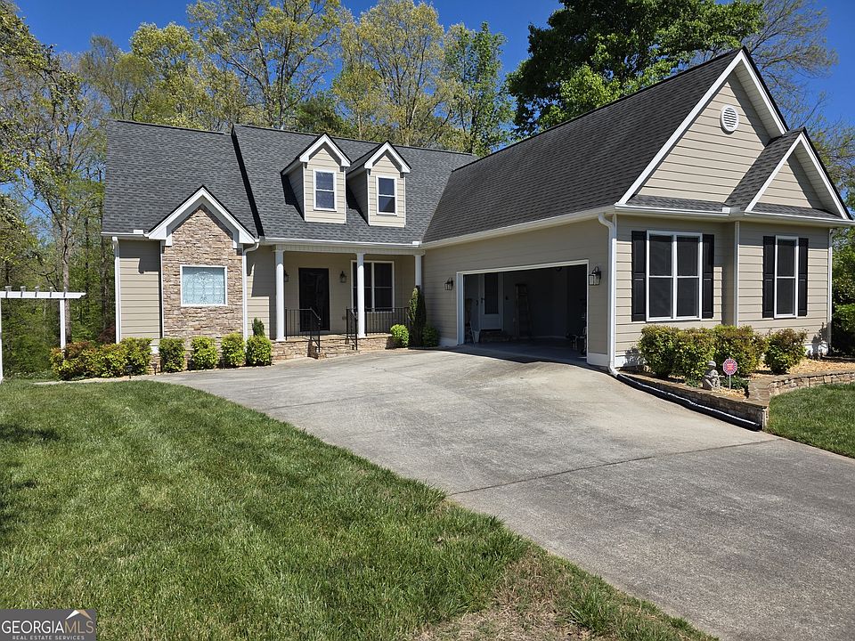 1st image of 525 Pirklefield Dr