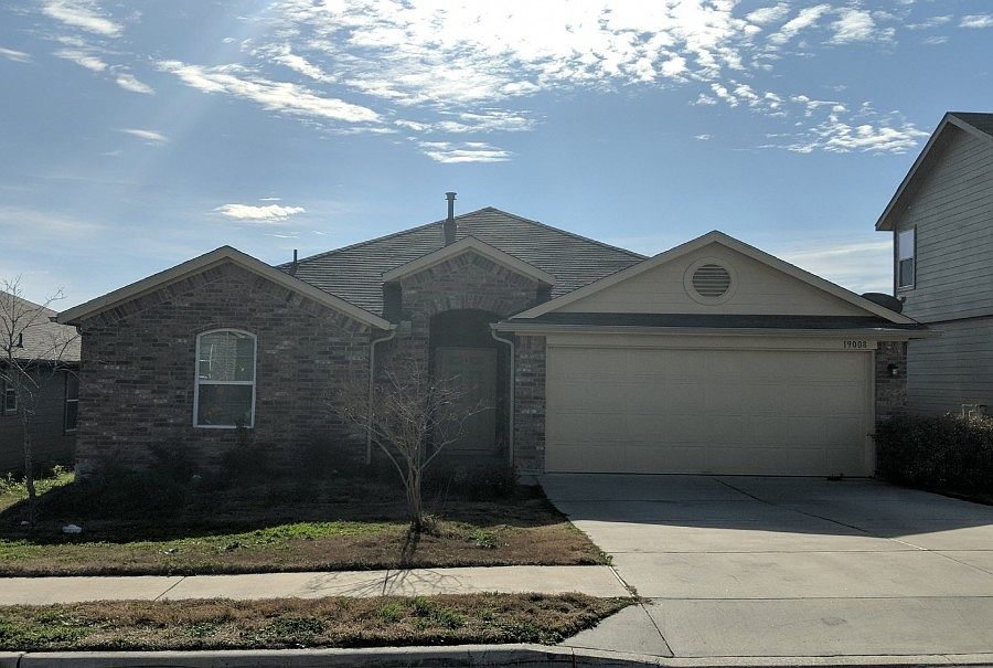 1st image of 19008 Great Falls Dr