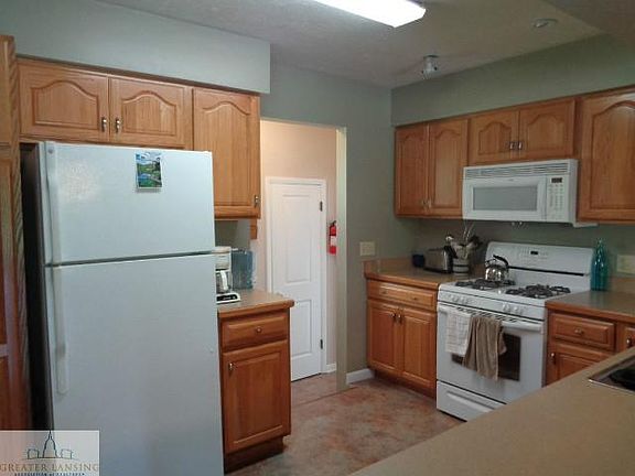 5th image of 10781 Columbia Hwy