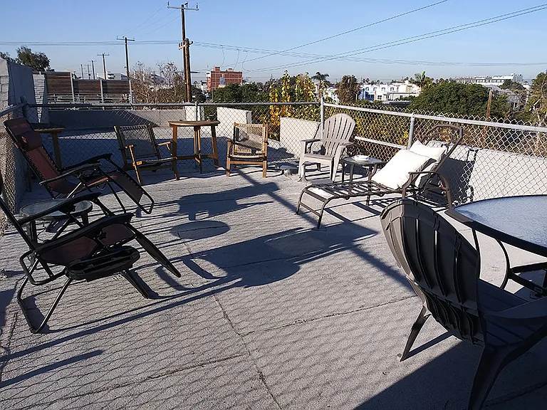 408 S Venice Blvd — Photo 16