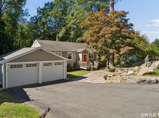 18 Southgate Rd, Trumbull, CT 06611