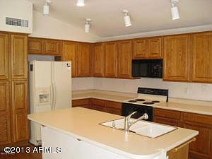 2nd image of 1423 W Goldfinch Way