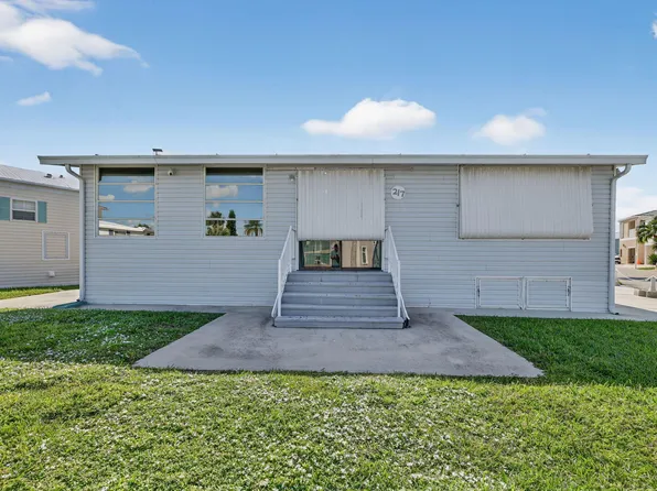217 NETTLES Boulevard, Jensen Beach, FL 34957