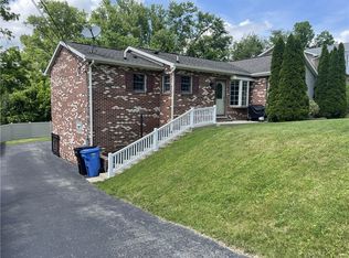 10240 Roseway Blvd, North Huntingdon, PA 15642
