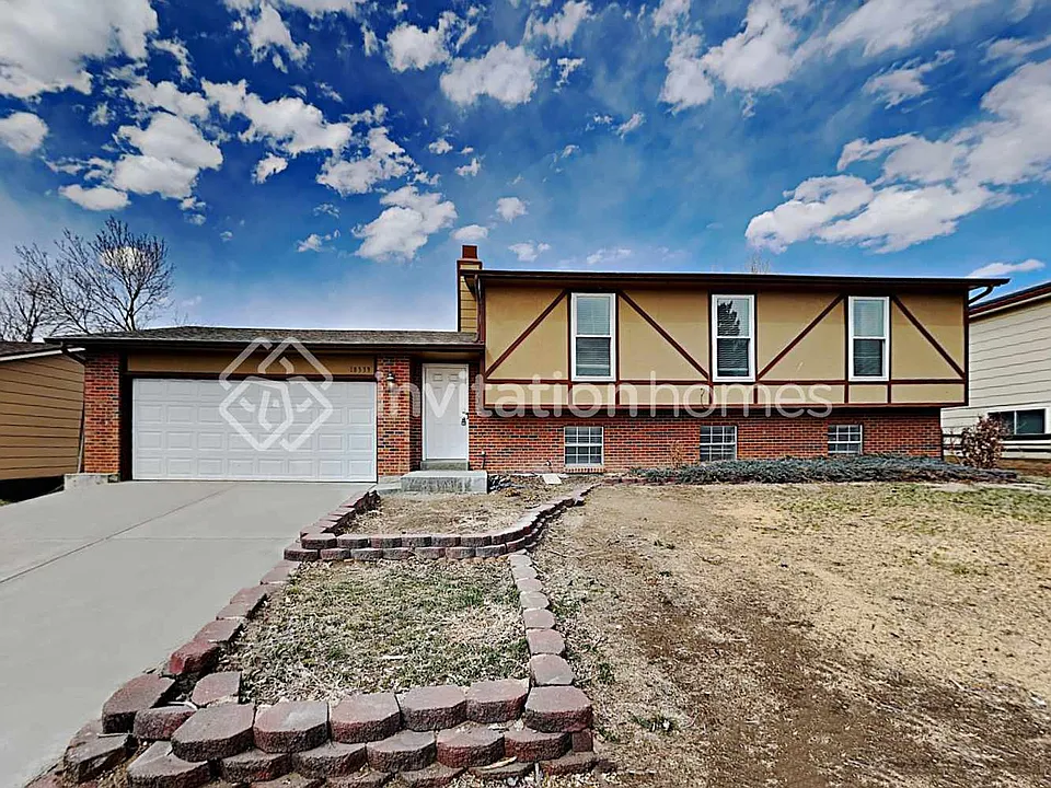 18339 E Iowa Dr