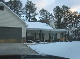 246 2nd St, Statham, GA 30666