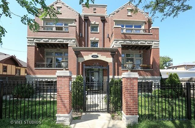 1st image of 4714 W Berteau Ave APT 2N