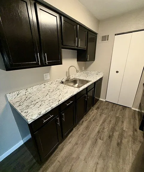 Beacon Point Apartments — Photo 18