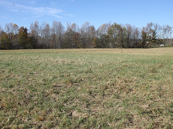 3rd image of 221 Whitson Rd