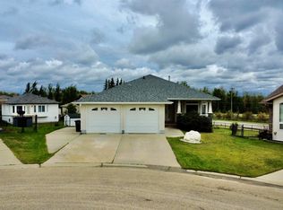 3806 44a Ave, Drayton Valley, AB T7A1V9