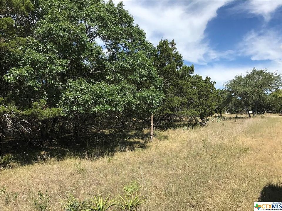 1st image of 2584 Woodcrest Dr