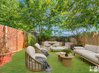 195 Richards St #1, Brooklyn, NY 11231