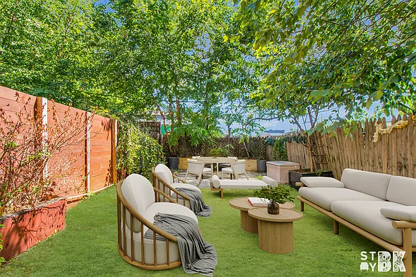 195 Richards Street 1-GARDEN