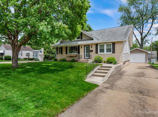 1027 N 8th St, Rochelle, IL 61068