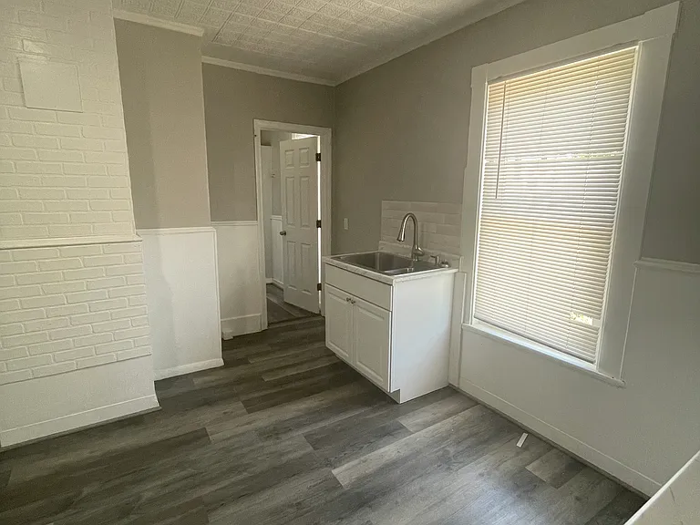 144 Pierce St #2 — Photo 2