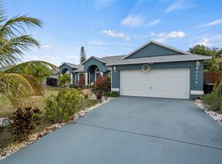 4239 SW Callicoe St, Port Saint Lucie, FL 34953