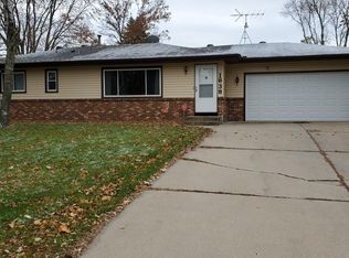 1838 Gold Trl, Eagan, MN 55122