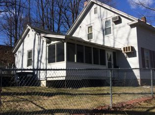 15 Pine St, Proctor, VT 05765