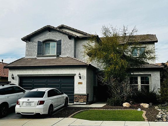 2nd image of 1318 W Spur Dr