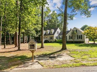 122 Constance Ave, Williamsburg, VA