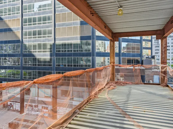 210 East 52nd Street image 1 of 8