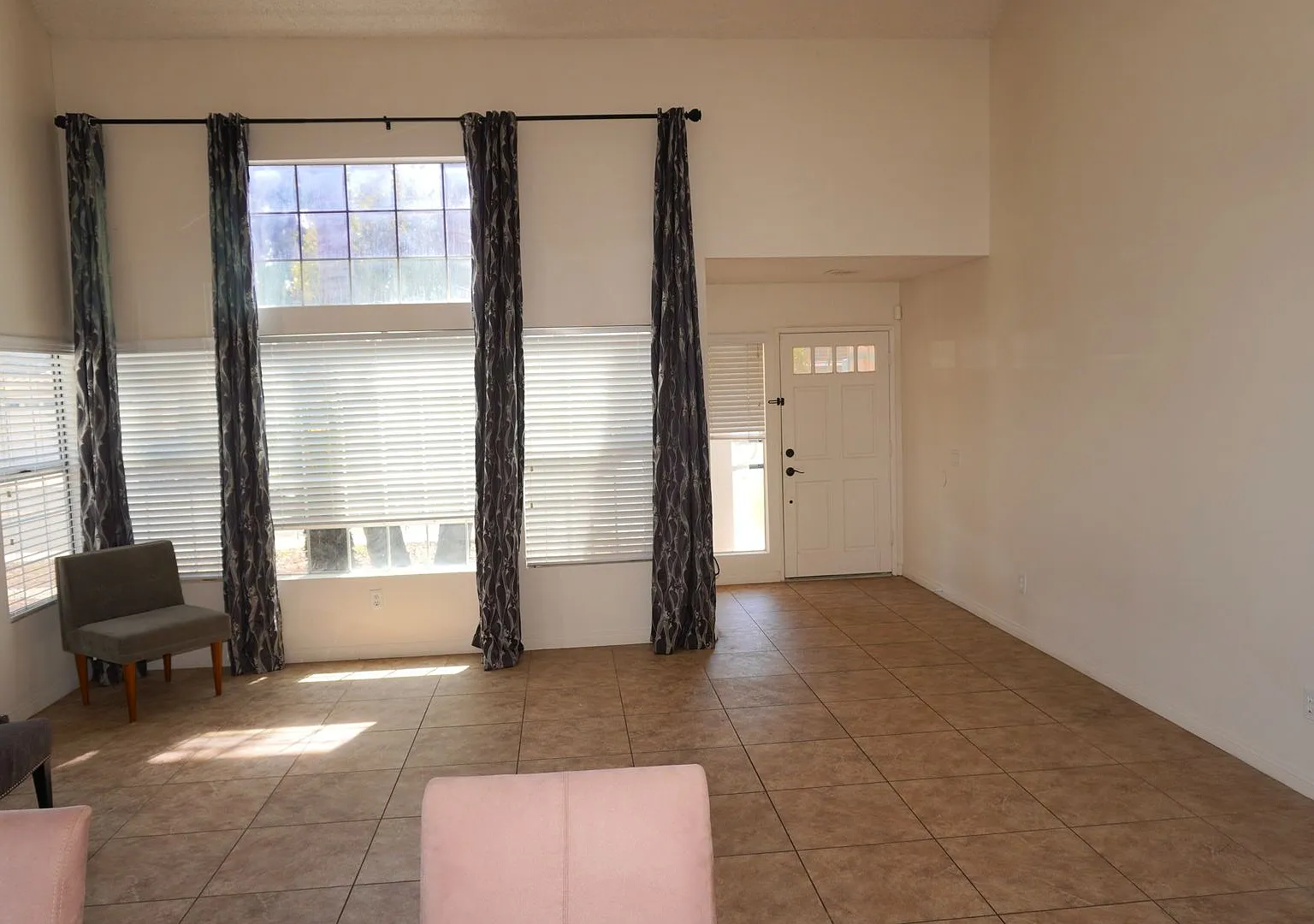 Refreshed Sunnymead Ranch 4 Bedroom — Photo 2