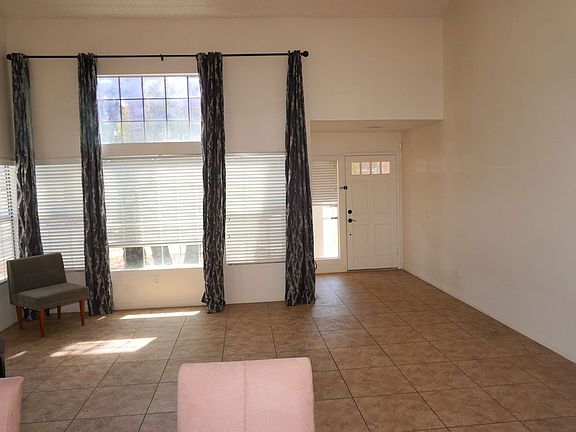 2nd image of 23848 Bouquet Canyon Pl