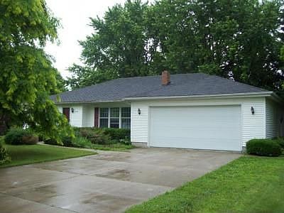 1st image of 2127 Martin Ave
