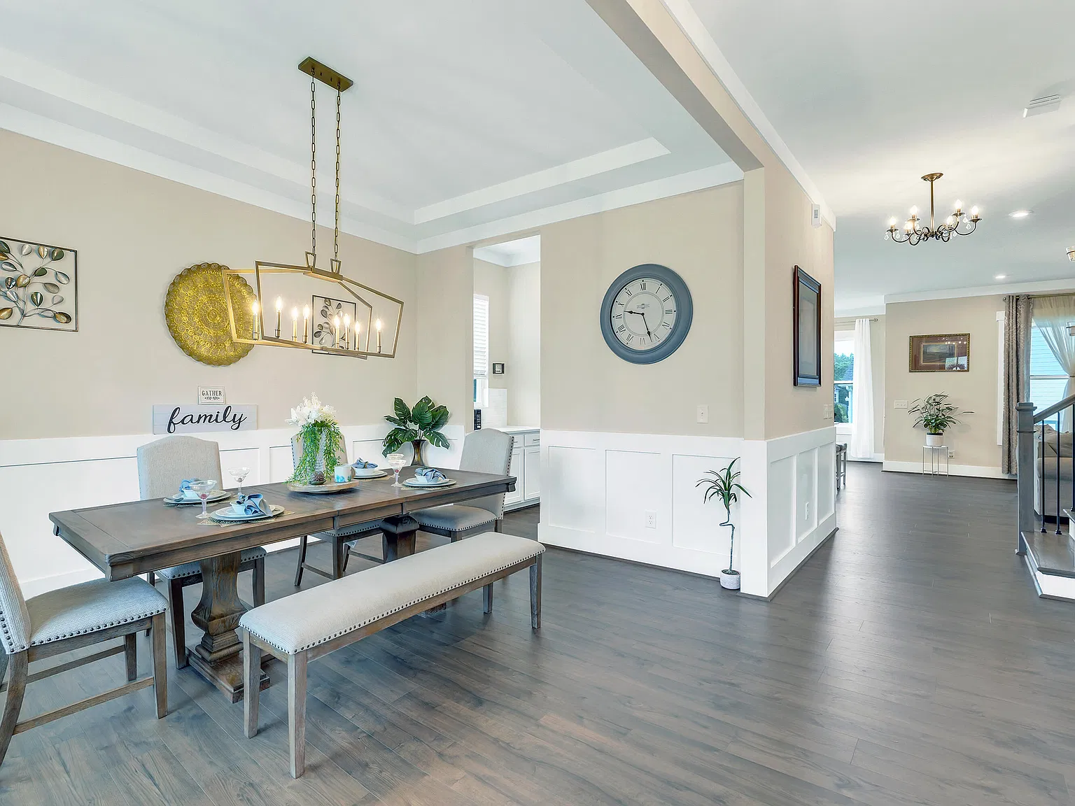 5 bed, 4.5 bath, 3665 sqft, $3,400 — Photo 4