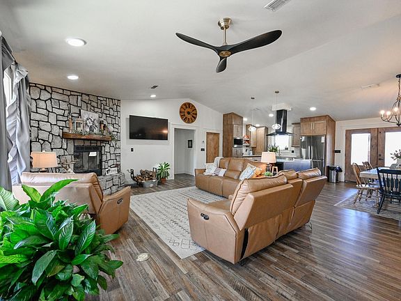 5th image of 180 Polk Rd #17