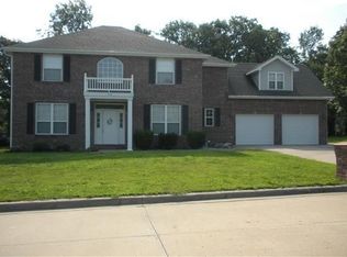 1720 W Park Ridge Dr, Bolivar, MO 65613