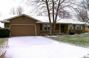 1st image of 938 Alpine Dr