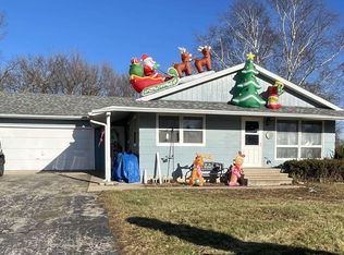 211 Emerald Dr, Reeseville, WI 53579