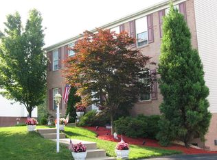 249 Field Club Cir, Mc Kees Rocks, PA 15136