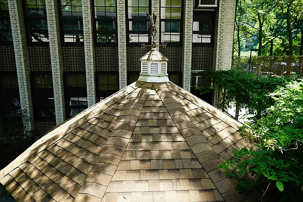 Sold by Renetta Real Estate | media 55