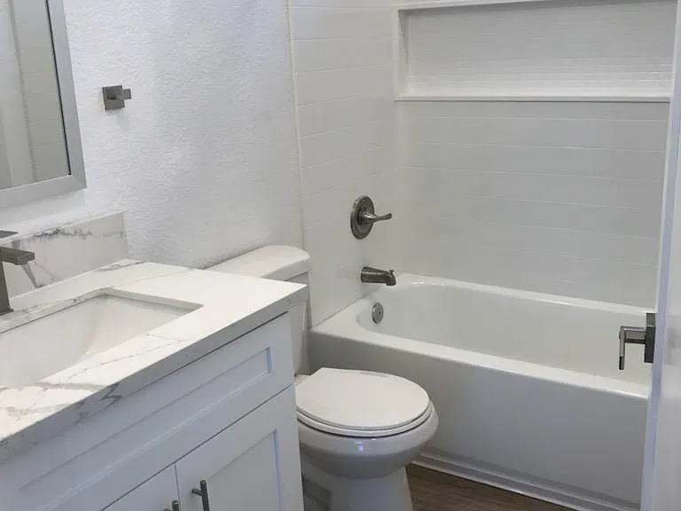 399 Zenith St #4 — Photo 6