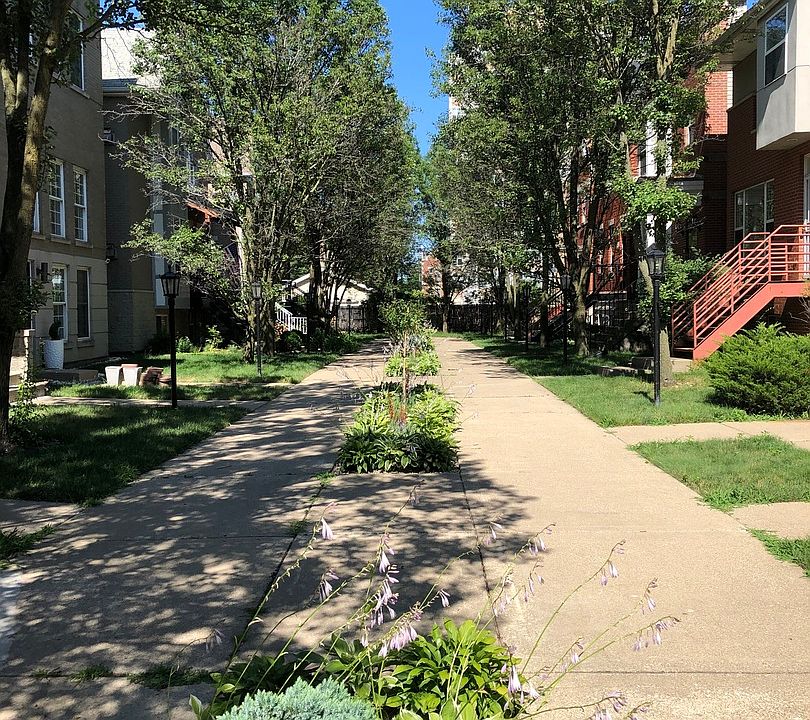 2nd image of 4053 S Ellis Ave