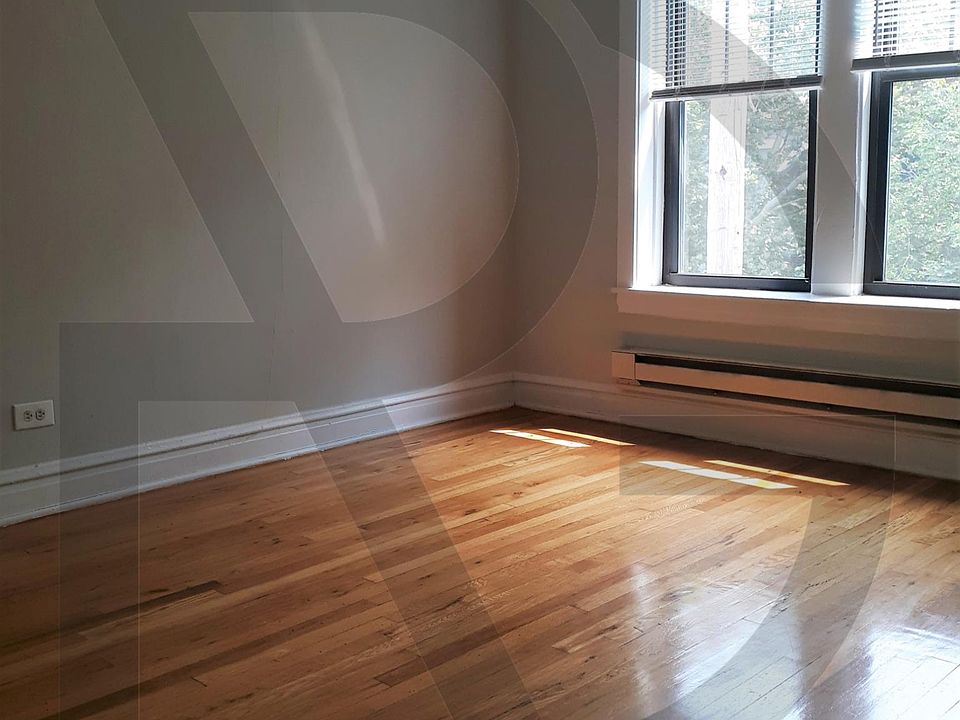 1st image of 622 W Cornelia Ave #X3s