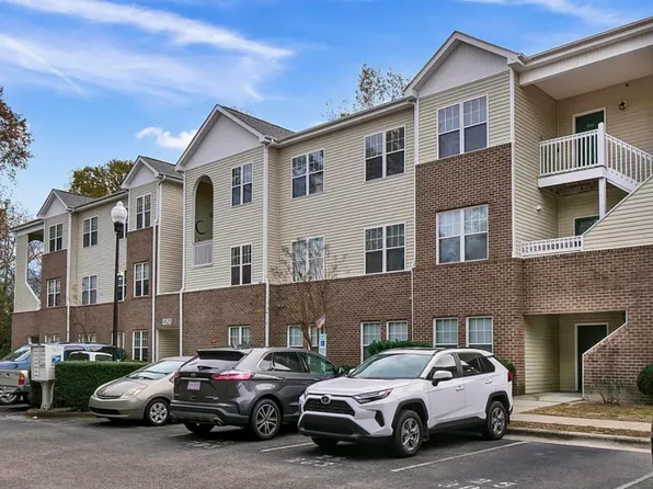 4525 Sagedale Dr Unit 201, Wilmington, NC 28405