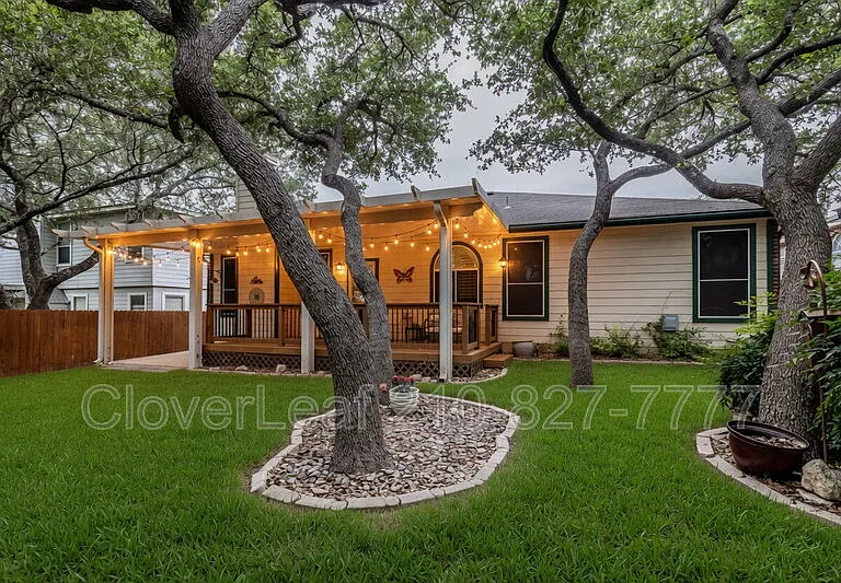 22714 Sabine Smt — Photo 38