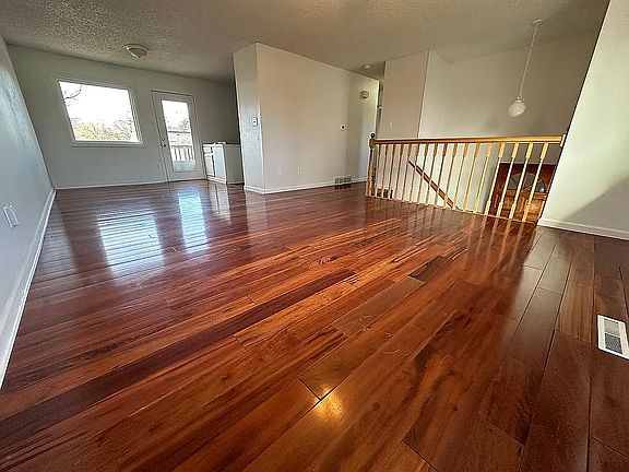 2nd image of 909 Ponderosa Dr