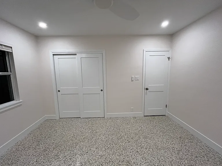 5919 Hollywood Blvd #B — Photo 23