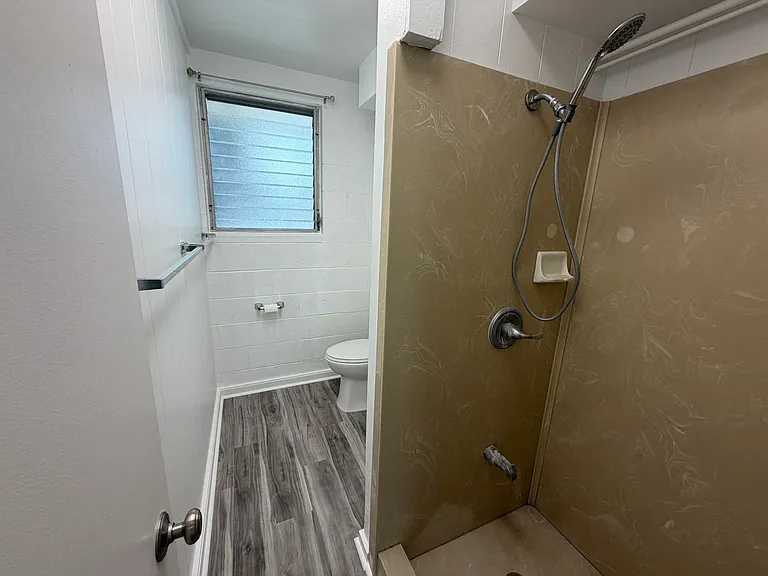 1148 Wilder Ave — Photo 5