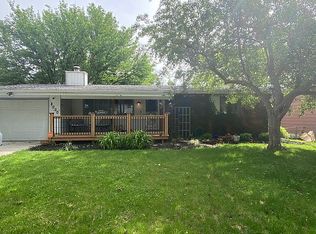 8000 E Avon Ln, Lincoln, NE 68505