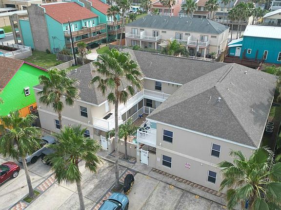 2nd image of 125 E Esperanza St #4
