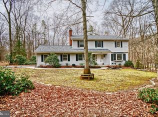 652 Spring Ln, Boiling Springs, PA 17007