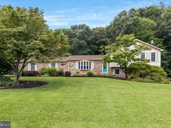 509 Dogwood Ct, La Plata, MD 20646